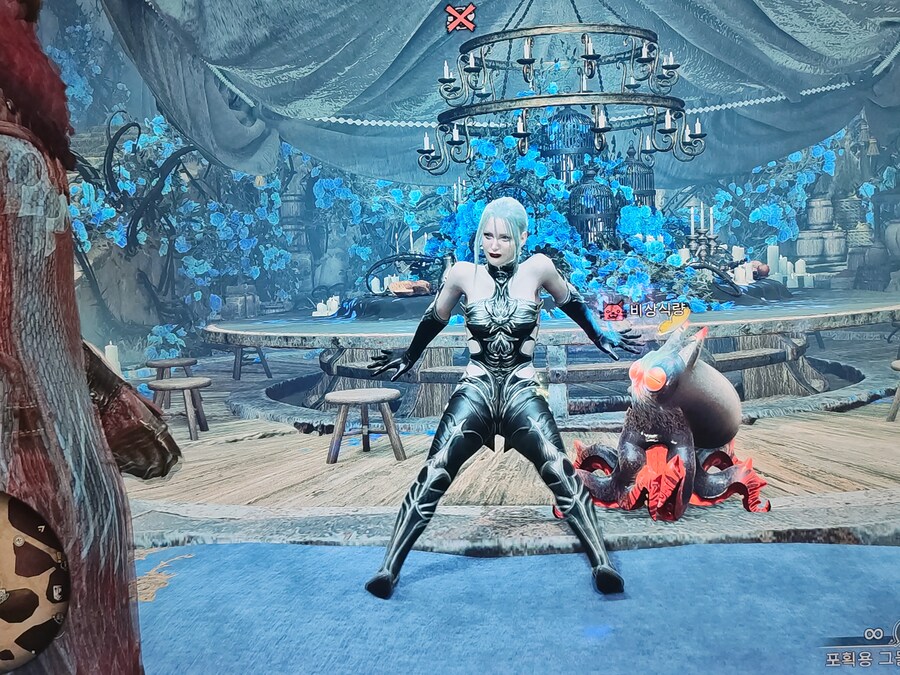 투명 의자가 참 편하구려~~~_2.jpg