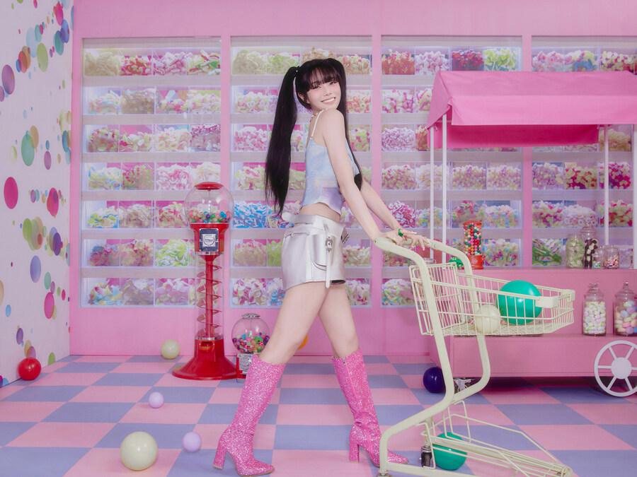 [피프티피프티] "Too Much Part 1" 콘셉트포토4_9.jpg