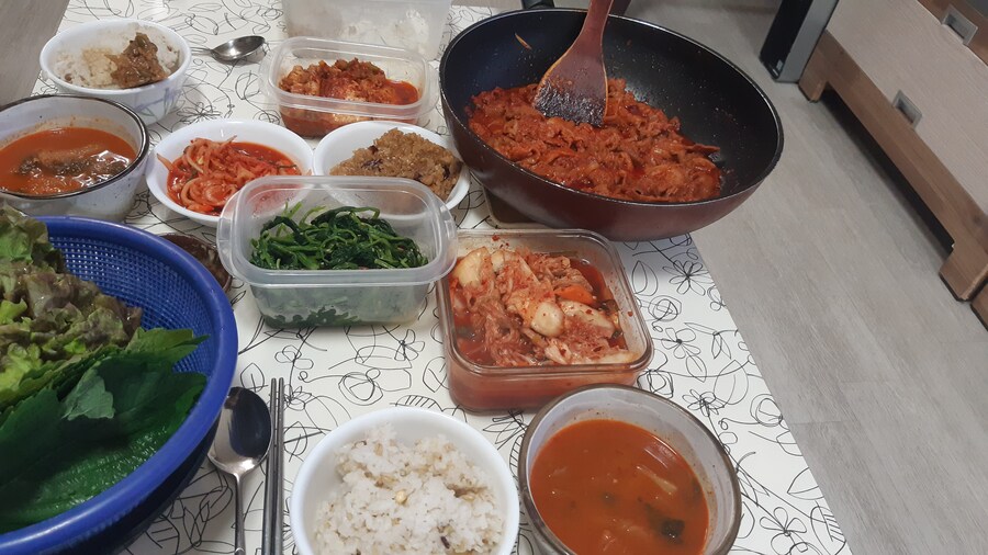 제육볶음 (10월 27일)_1.jpg