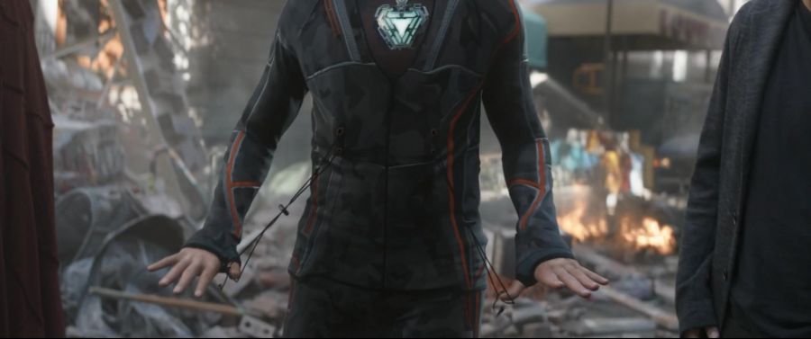 [MCU]토니 스타크의 최신형 기술을 점목시킨 나노 슈트_1.jpg