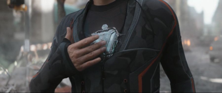 [MCU]토니 스타크의 최신형 기술을 점목시킨 나노 슈트_2.jpg