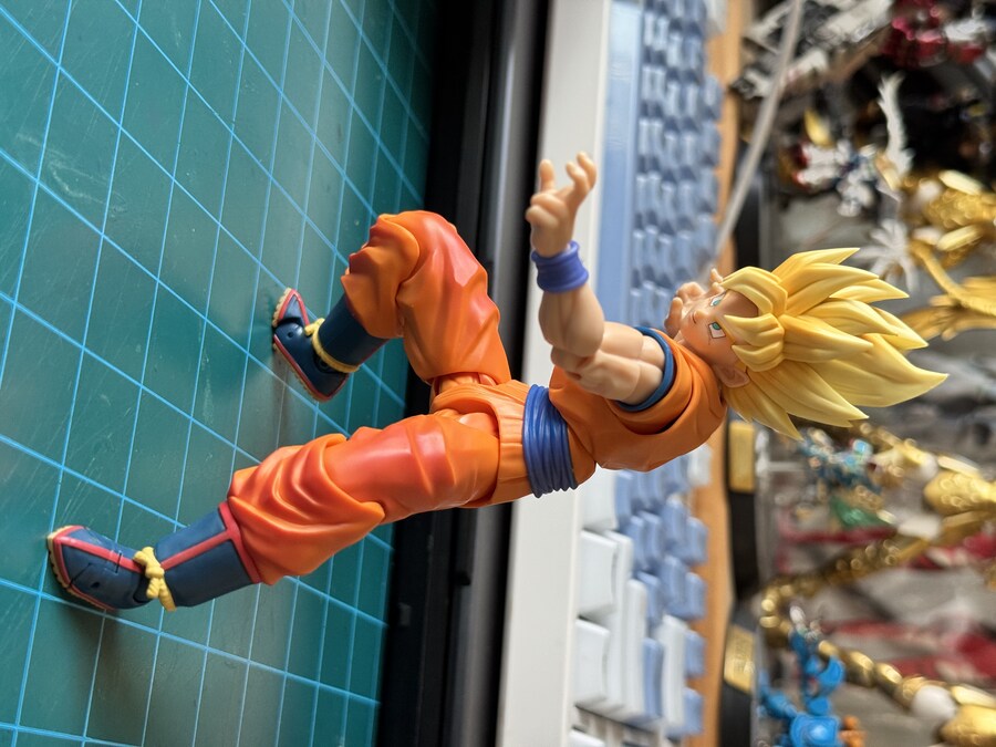 S.H.피규아츠 초사이어인 손오공 ~결전의 개막~ 입니다._7.jpg