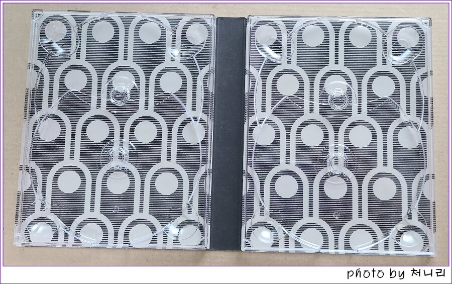 [해외 오픈샷] 크라이테리언 "나이트메어 앨리" 4K-UHD 오픈샷._8.jpg