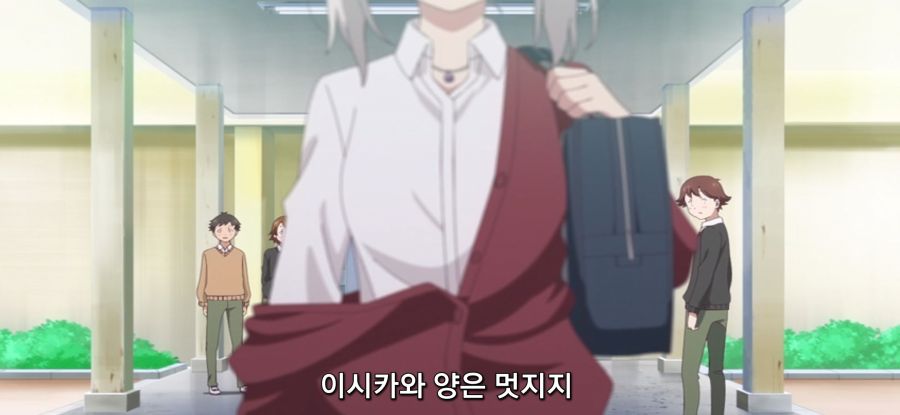 [제대로 빨지 못하는 흡혈귀짱] 평범한 소녀_5.jpg