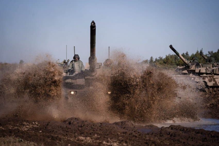 폴란드에 간, K-2 흑표 전차 근황.._3.jpg