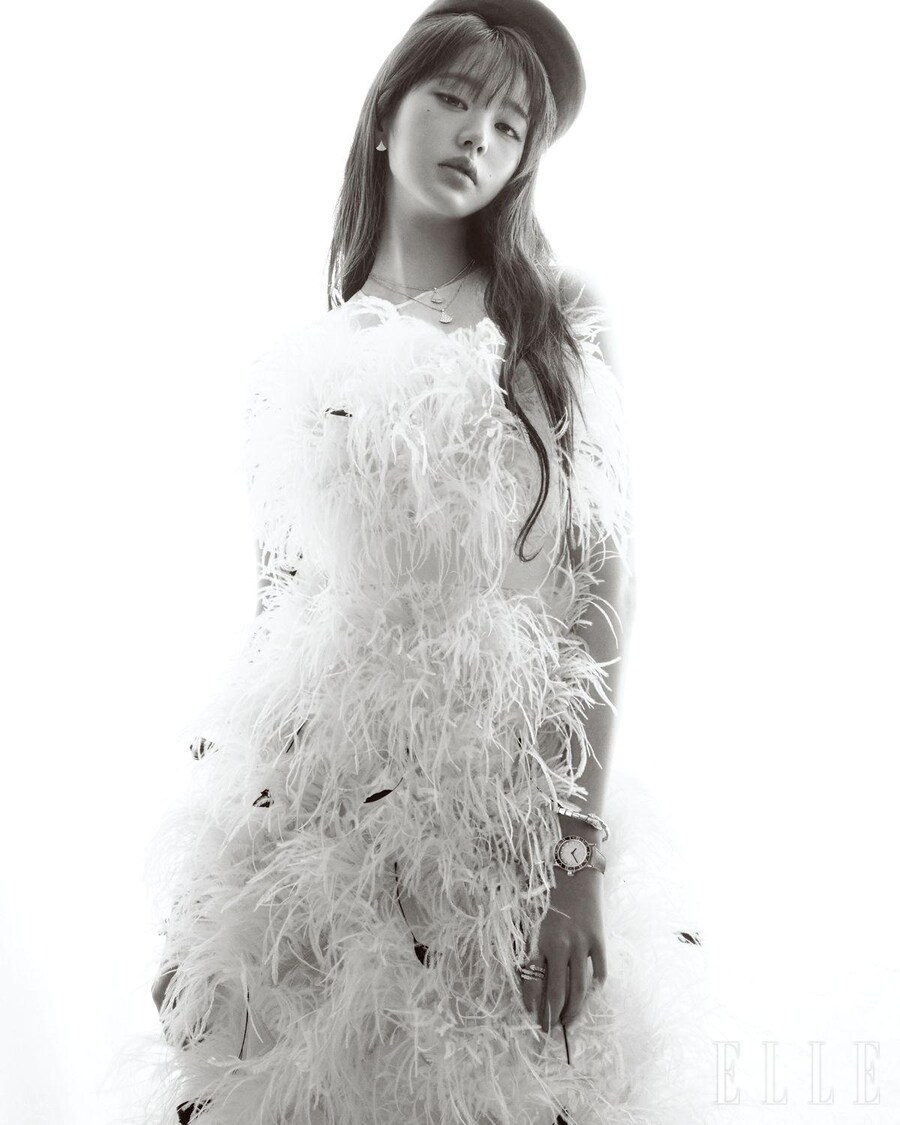 [IVE] 장원영과 불가리 주얼리가 갱신한 레전드 화보 13컷_4.jpg