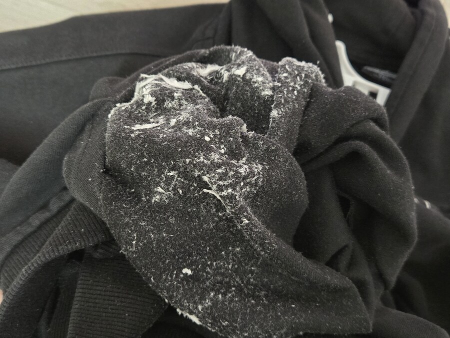 후드티 입을 때 조심해야하는 것_1.jpg