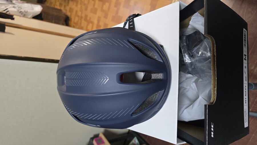 헬멧 새로 샀습니다!_1.jpg