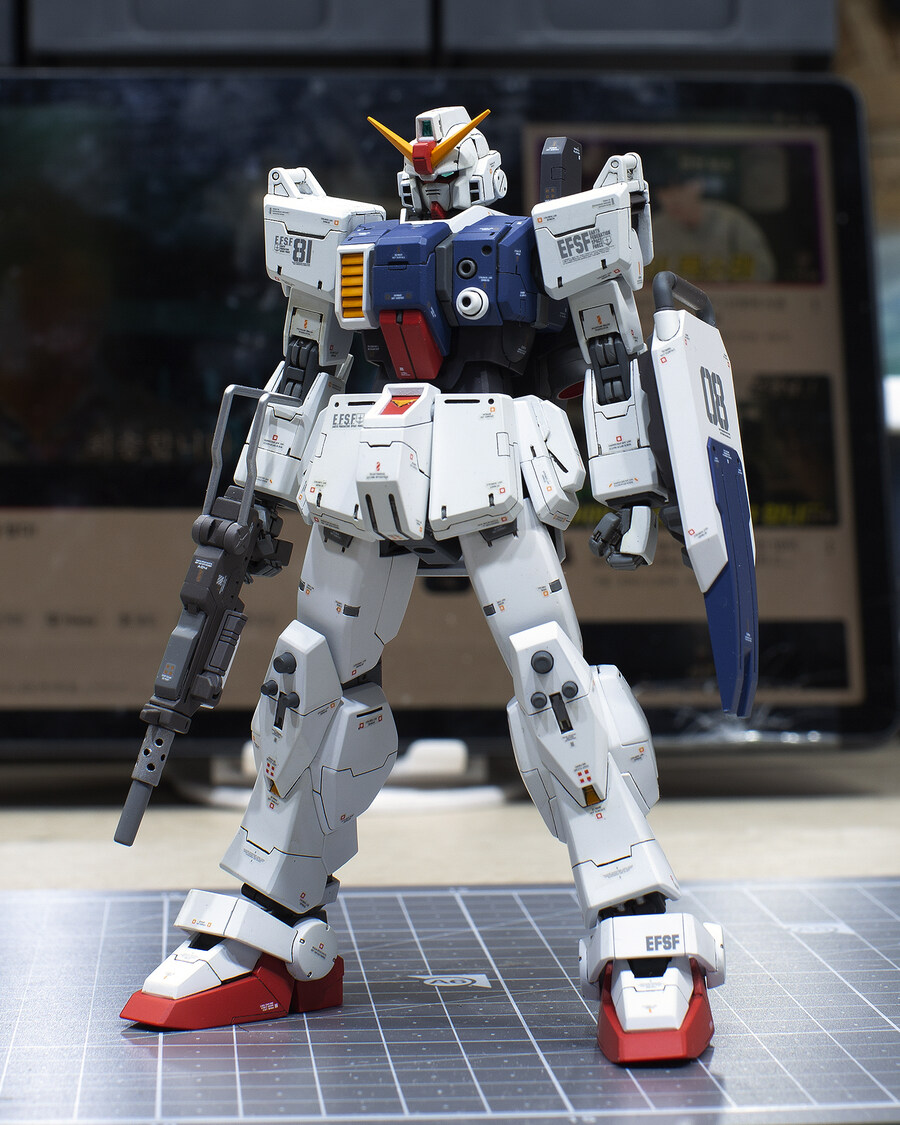 [完成] HGUC RX-79[G] 육전형 건담 패러슈트_3.jpg