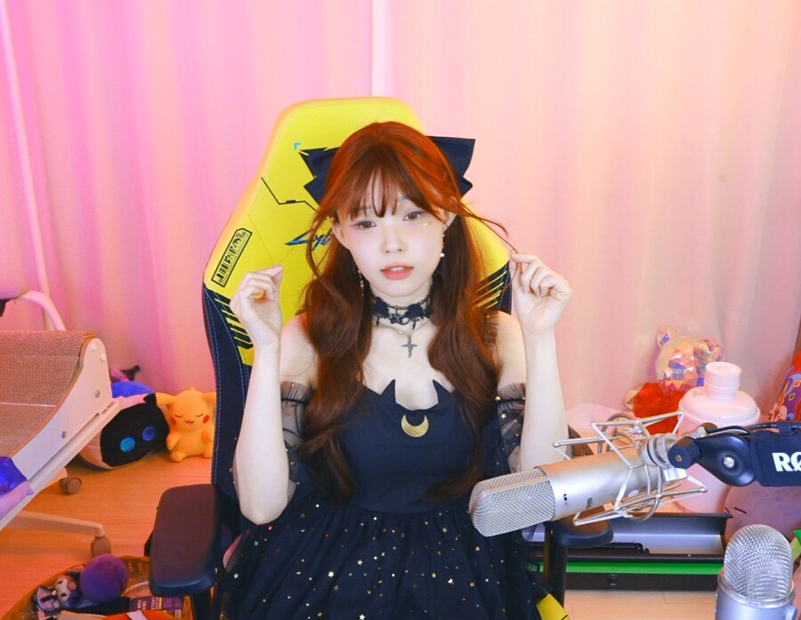 새봄TV] 아우터월드2 기미냥이+덕르코프 첫 플레이~!_3.png