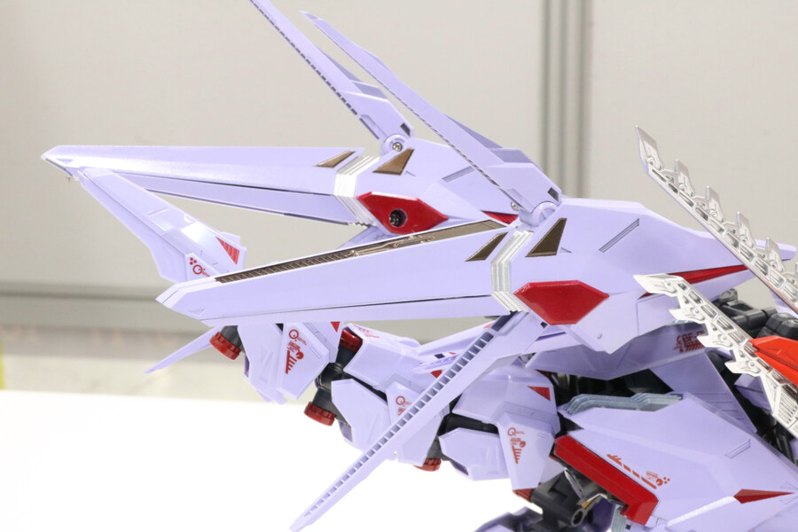 [타카라토미] 강철기신 아다마스 마키나 버서크 퓨러 체인징 아머 개발담당자 인터뷰_15.jpg