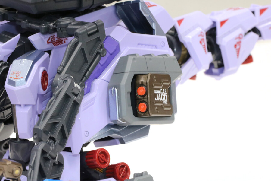 [타카라토미] 강철기신 아다마스 마키나 버서크 퓨러 체인징 아머 개발담당자 인터뷰_25.jpg