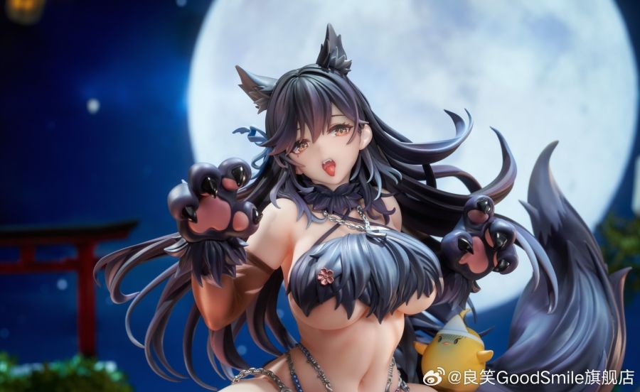 [굿 스마일] 아주르 레인 - 아타고 달밤의 누나 늑대 이미지 (편집)_3.jpg