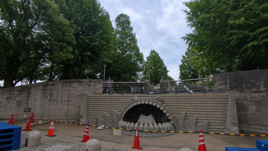 용과 같이 요코하마 성지 순례3 - 야마시타 공원_6.jpg