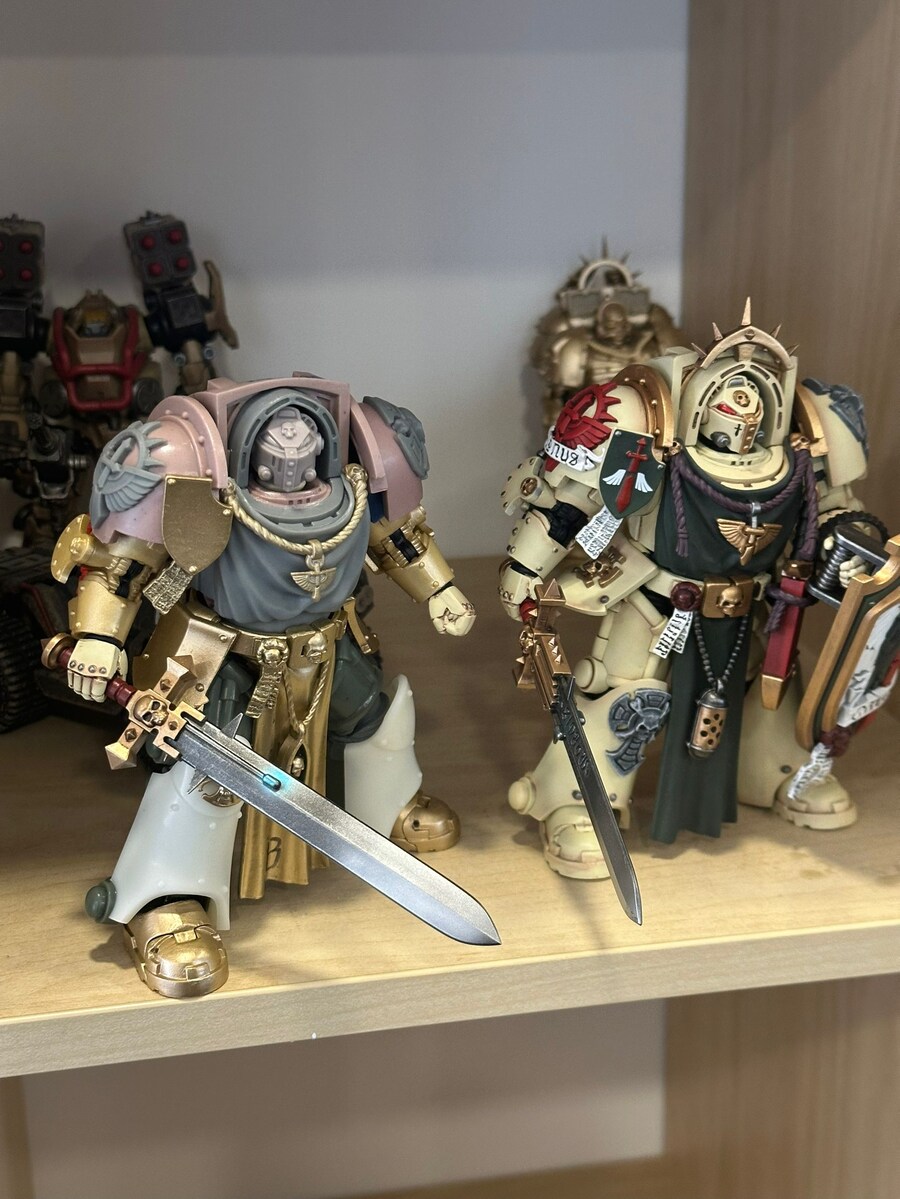 조이토이 다크엔젤 데스윙나이트 어깨 위치 수정했다네요_2.jpg