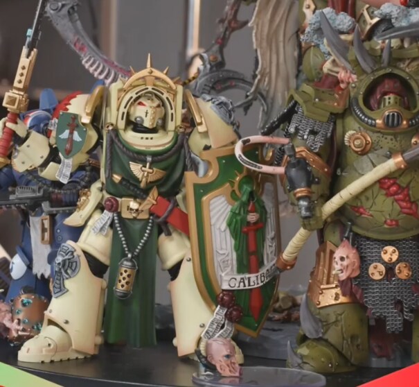 조이토이 다크엔젤 데스윙나이트 어깨 위치 수정했다네요_6.png