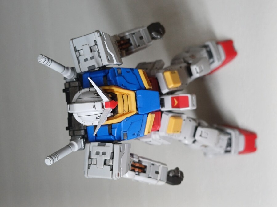 건프라) 드디어 rg 건담 2.0 소체 조립 완성_8.jpg
