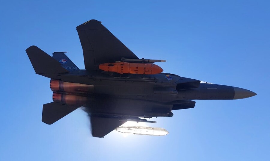 [미사일을 위하여 만들어본 항공기] 1/48 F15K with Taurus._39.jpg