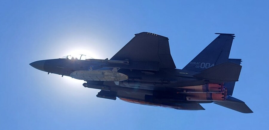 [미사일을 위하여 만들어본 항공기] 1/48 F15K with Taurus._30.jpg