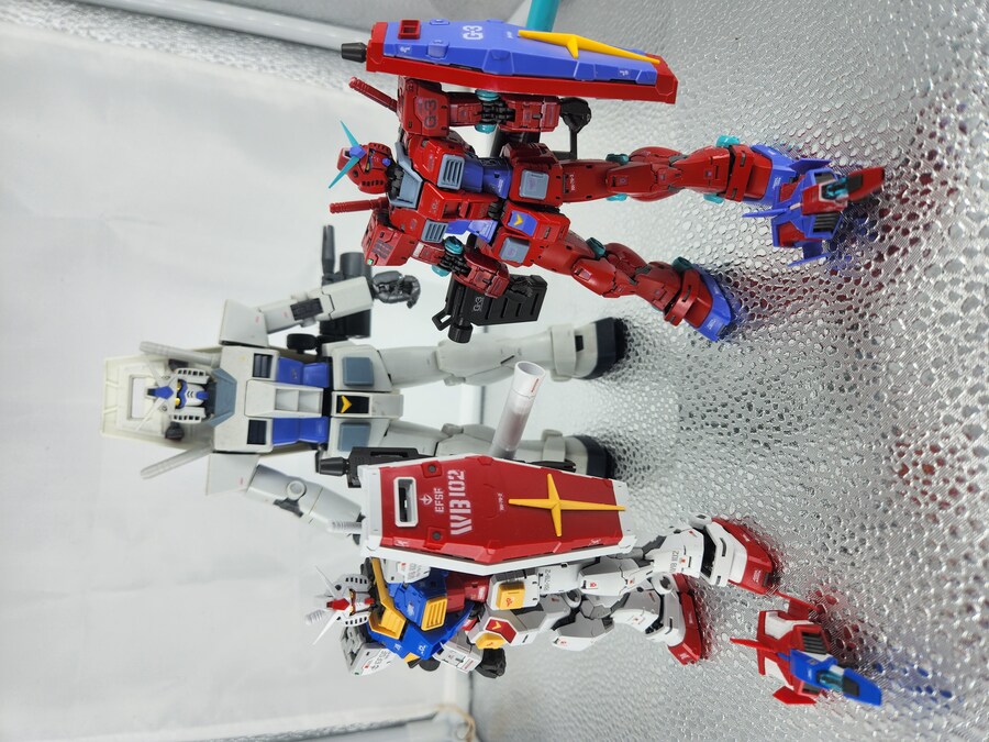 (초보도색) RG등급 RX-78-3(G-3)건담 샤아강탈버전 일단 마무리합니다._7.jpg