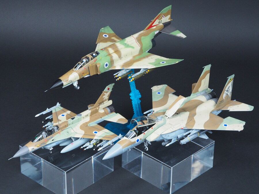 Finemolds 1/72 F-4E 두 대 (JASDF & IAF)_12.jpg