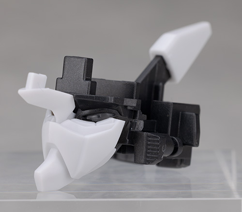 [맥스 팩토리] PLAMAX 1/72 드라고나 1 해외 리뷰_20.jpg