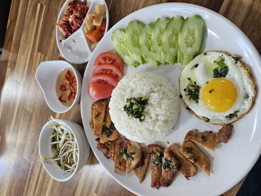 [괴산] 베트남식 고기볶음밥_16.jpg