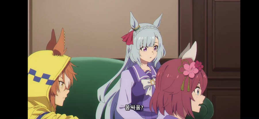 [우마무스메 신데렐라 그레이] 흔한 경기 중의 곤란한 해프닝_5.jpg