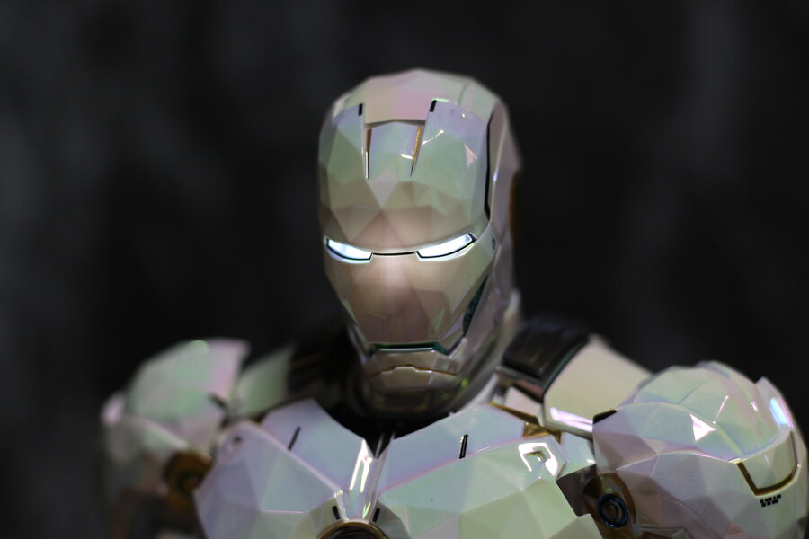 [핫토이] 아이언맨 마크4 프랙탈아머 서브제로_1.jpg