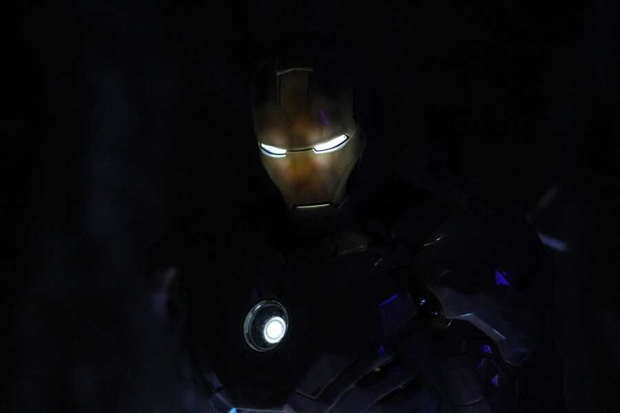 [핫토이] 아이언맨 마크4 프랙탈아머 서브제로_24.jpg