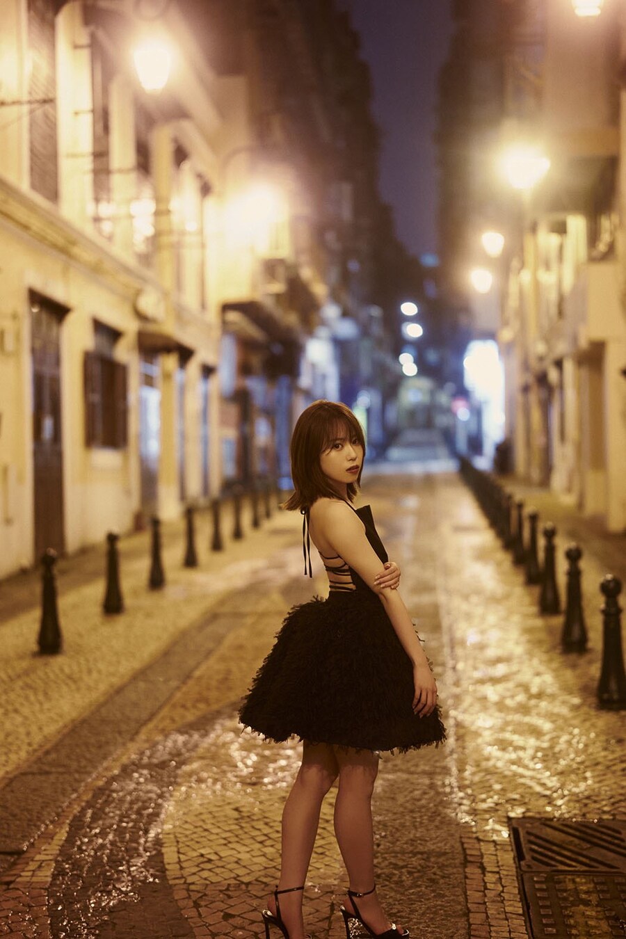 다테 사유리 2nd 사진집 「シルエット」 11월 6일 발매_4.jpg