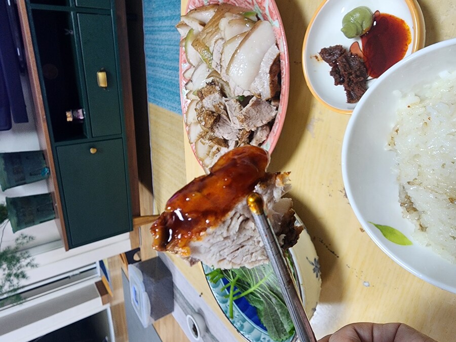 5000원 수육과 자취러 밥상 그리고 개_8.jpg