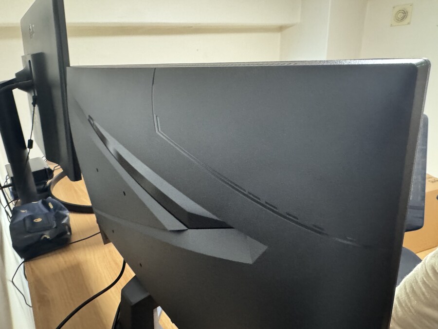 MSI 27인치 IPS 게이밍 WQHD 180 AI Vision 모니터 사용기_2.jpg