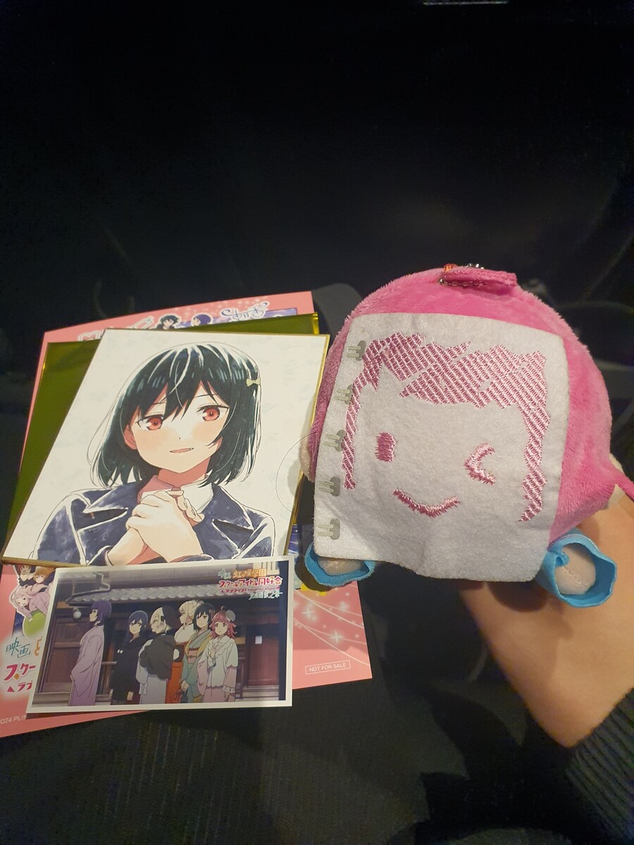 럽라) 니지2장보러 비행기 타고 간 사람들 후기 남기고 있는데(약스포)_3.jpg