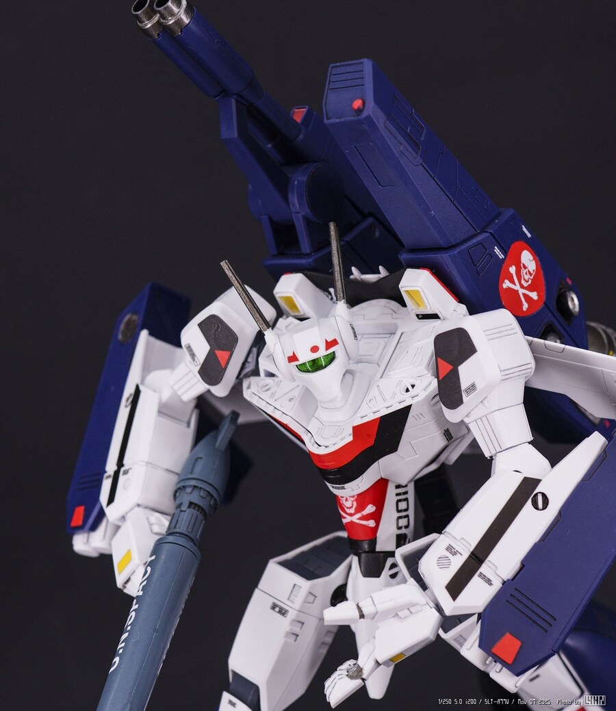 [MACROSS] PLAMAX 1/72 VF-1S 스트라이크 배트로이드 발키리_10.jpg
