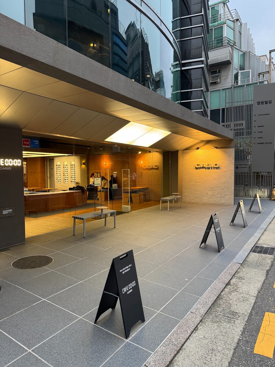 카시오 백 투 더 퓨처 에디션(CA-500WEBF-1A) 후기_3.jpg