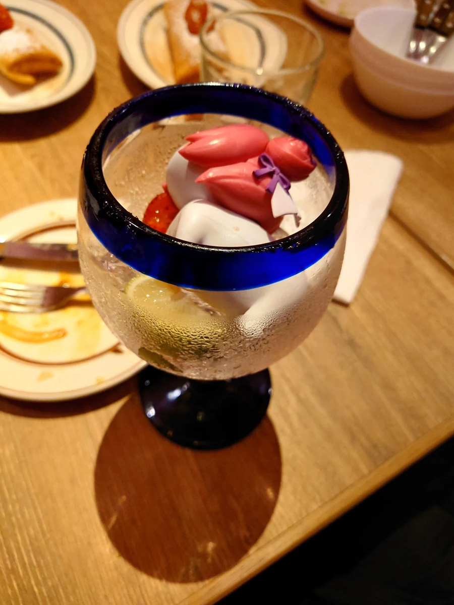 한 입만 달라고 하는 도로롱_5.webp