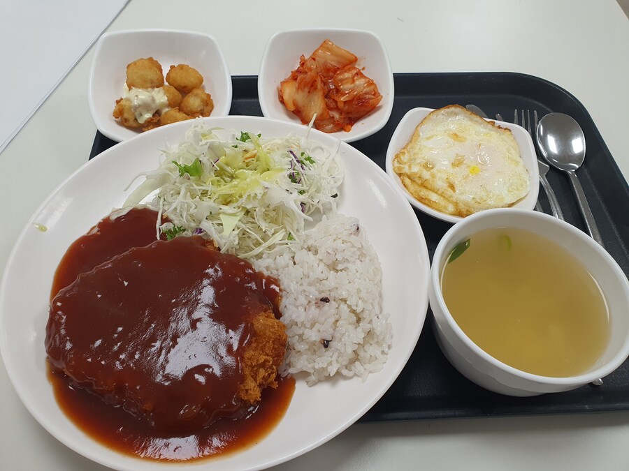구내식당 돈까스_1.jpg