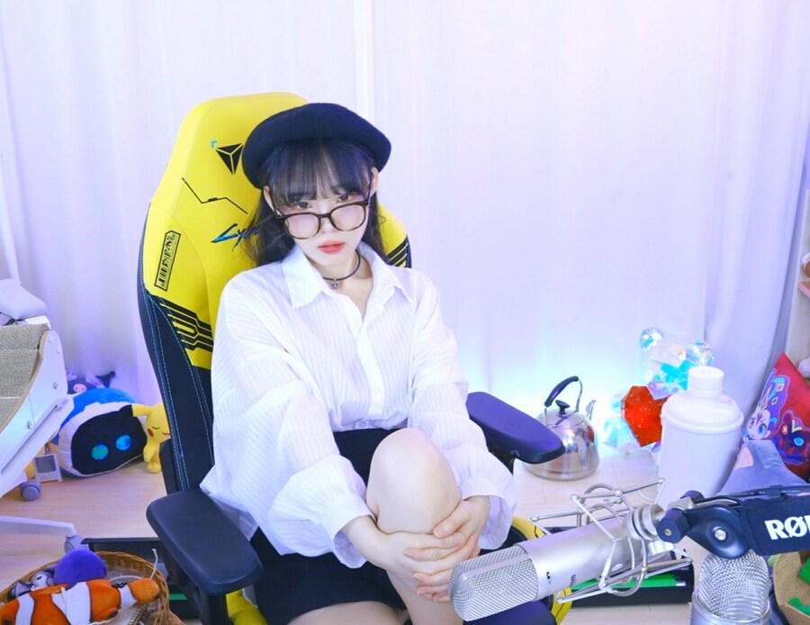 새봄TV] 고몰입 크랙AI 합방 광고+덕코프 엔딩가자~!!_1.png