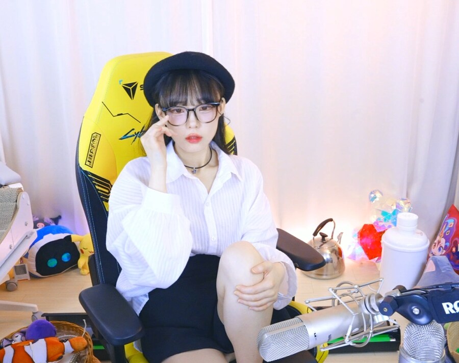 새봄TV] 고몰입 크랙AI 합방 광고+덕코프 엔딩가자~!!_2.png