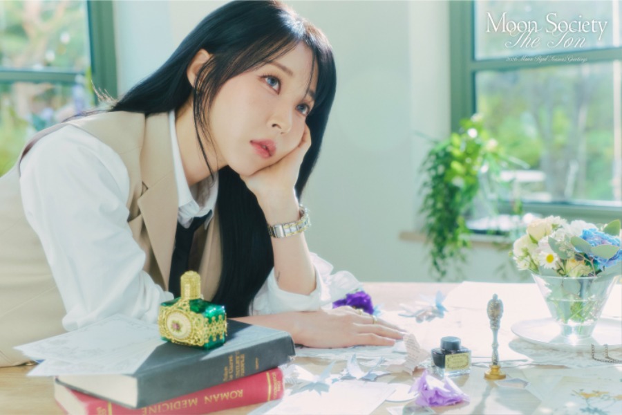 251111.문별 (Moon Byul) 2026 SEASON’S GREETINGS [Moon Society  The Ton] CONCEPT PHOTO #3 2.jpg