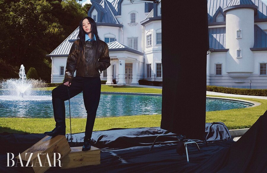 [에스파]🐴말이 좋아🥰 윈터 하퍼스바자 10월호 커버 비하인드_16.jpg