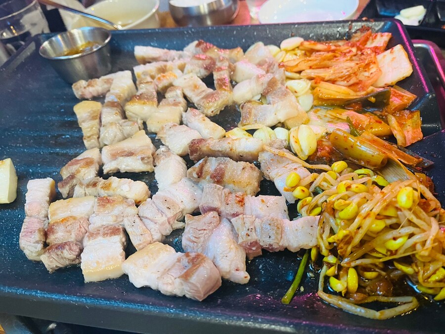 동네 맛있는 삼겹살 식당_7.jpg
