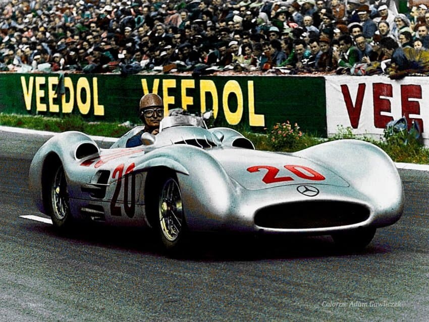 F1) 뭔가 많이 잘못된 F1 머신 모음집_1.jpg