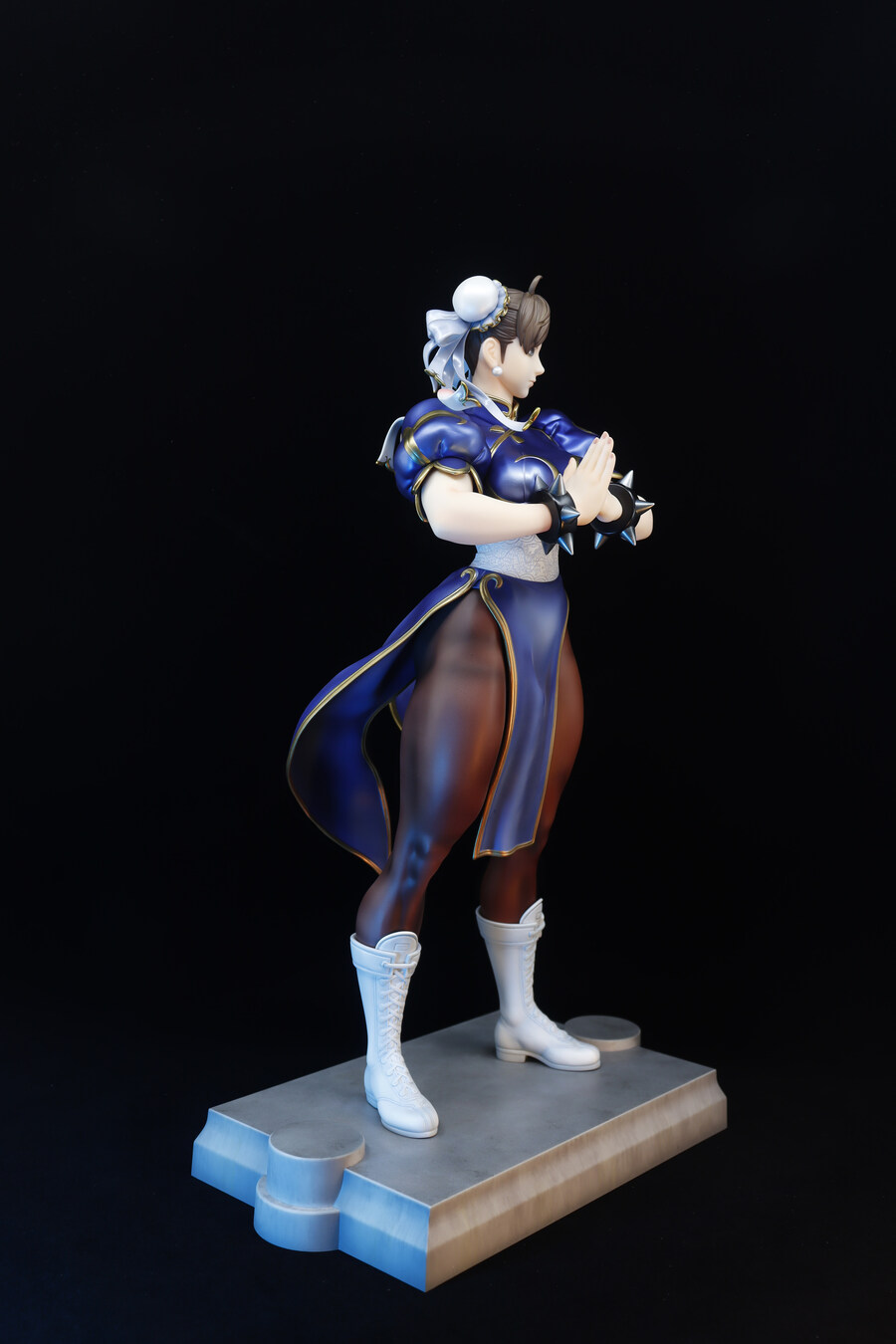 춘 리 standby_2.jpg