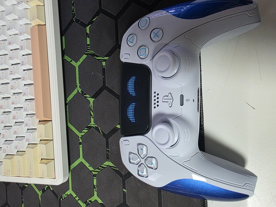 아스트로봇 듀얼센스_1.jpg