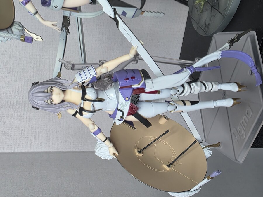 피그마 니케 홍련_10.jpg