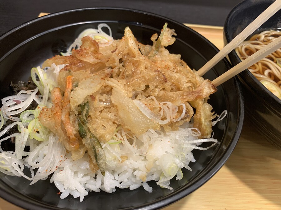 야채튀김덮밥 온소바_3.jpg