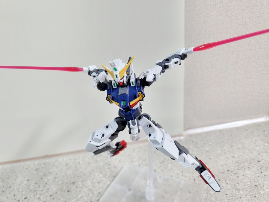 남은 건담은 단 1대뿐.. 건담 지리우스!_8.jpg