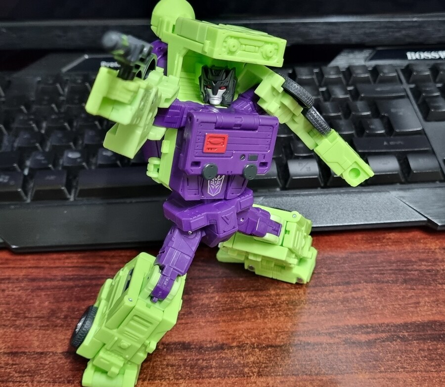 트랜스포머 86 믹스마스터, 스캐빈저_7.jpg